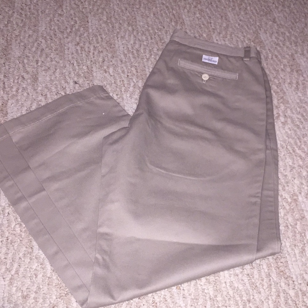 NWOT men’s  vineyard vines khaki pants
